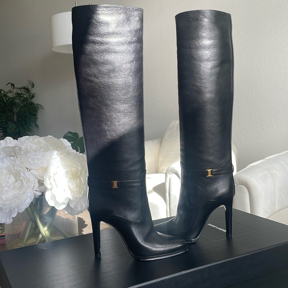 💯 authentic Saint Laurent Diane boots